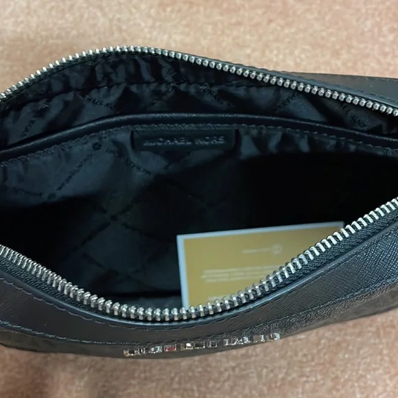 Michael Kors Jet Set Crossbody NWT - Picture 3 of 4